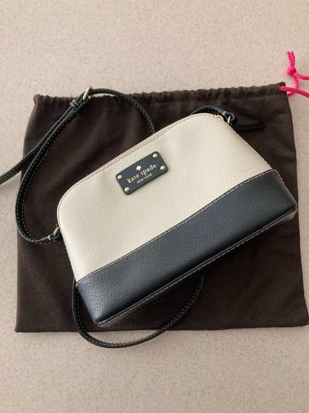 Kate Spade Two-Tone Pebbled Leather Crossbody w/Dust Bag
